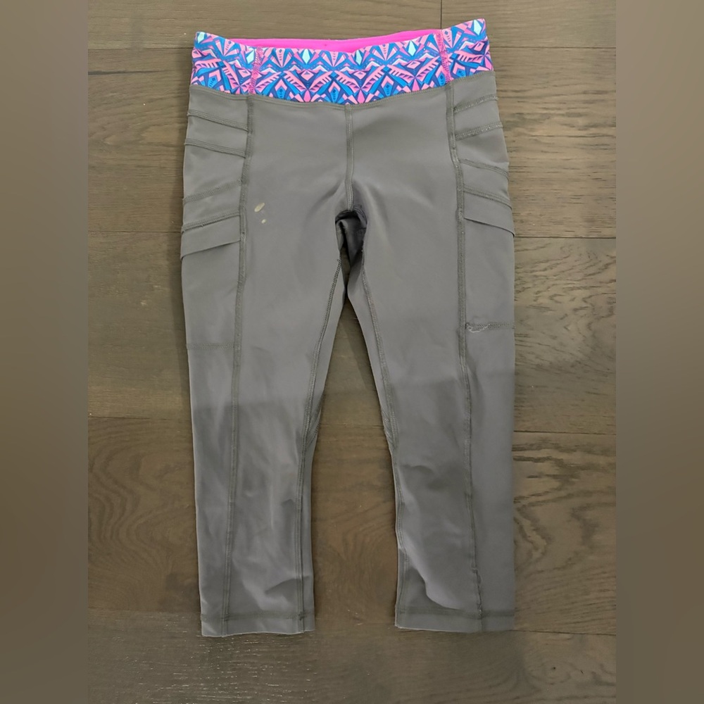 Ivivva by Lululemon girls crops sz 10 GUC
